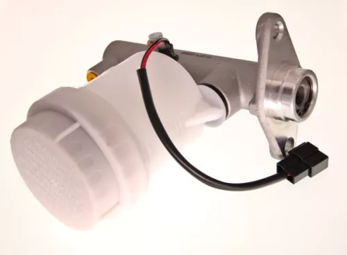 MAXGEAR Brake Master Cylinder (41-0071)