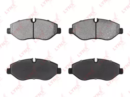 LYNXAUTO Disc brake pads, front (BD-2832)